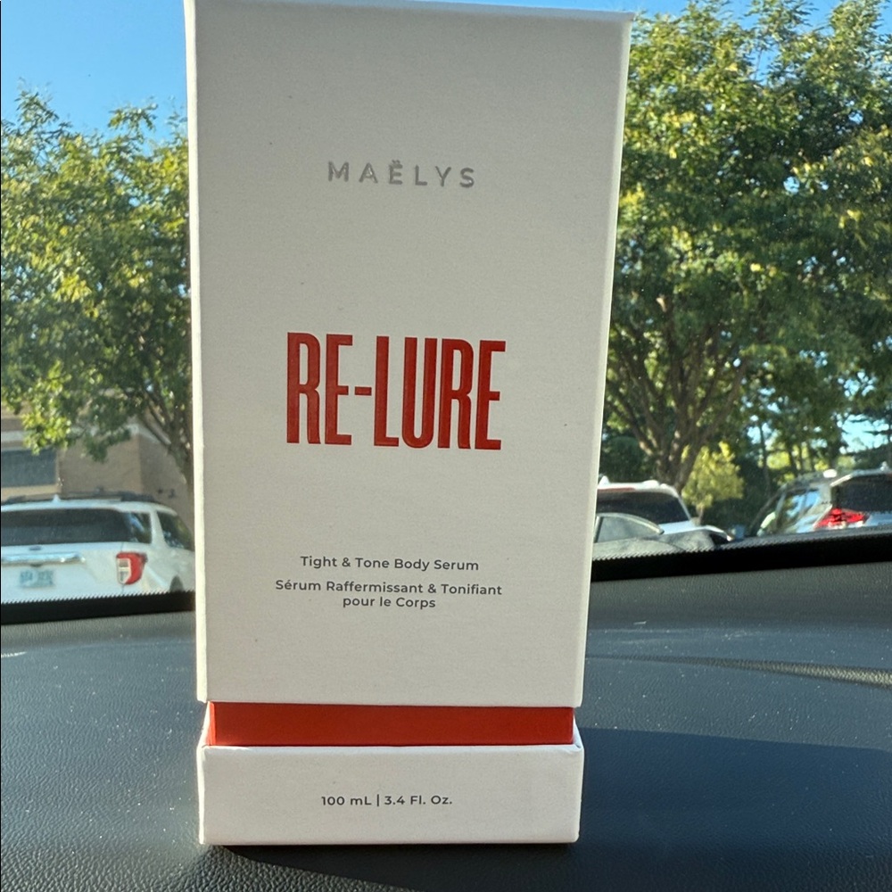 SALE- BRAND NEW IN BOX- MAËLYS RE-LURE Tight & Tone Body Serum